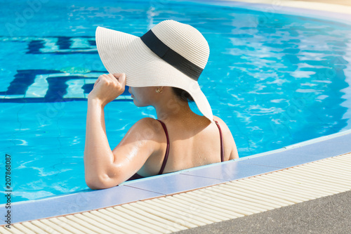 pool hats for women