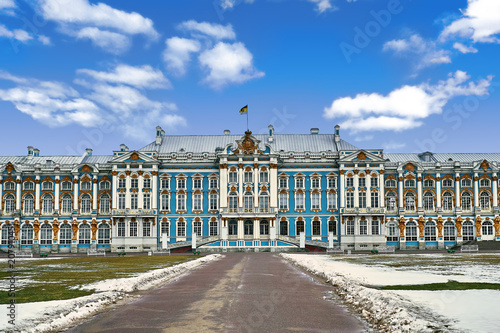 Fotografie, Obraz Catherine palace against bright blue sky