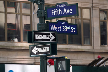 fifth avenue sign new york 33rd west