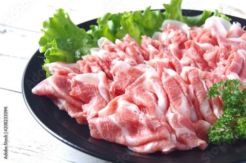 豚ロース薄切り肉 しゃぶしゃぶ用肉 Stock 写真 Adobe Stock 豚ロース薄切り肉 しゃぶしゃぶ用肉 Stock 写真 Adobe Stock