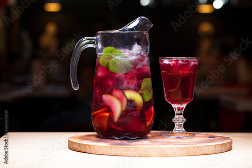 Fotomural Homemade red wine sangria with orange