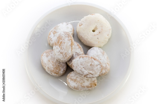 Fotografía Polvorones typical spansih on white background