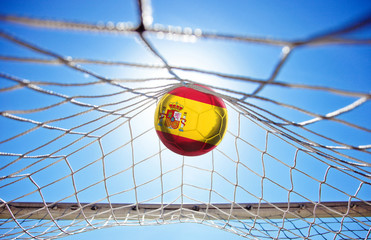  Fussball mit spanischer Flagge