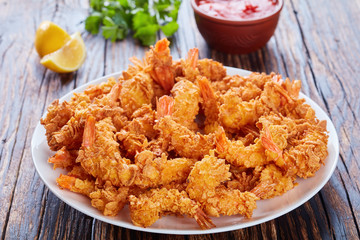 Wall Mural - deep fried shrimps on a plate