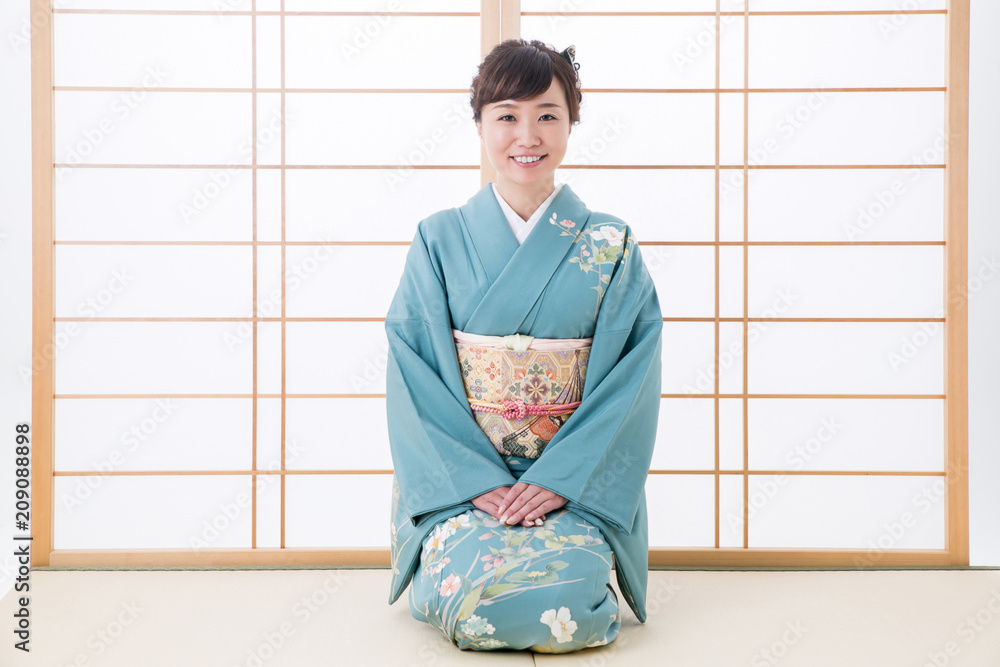 正座する着物姿の女性 Buy This Stock Photo And Explore Similar Images At Adobe Stock Adobe Stock 正座する着物姿の女性 Buy This Stock Photo And Explore Similar Images At Adobe Stock Adobe Stock
