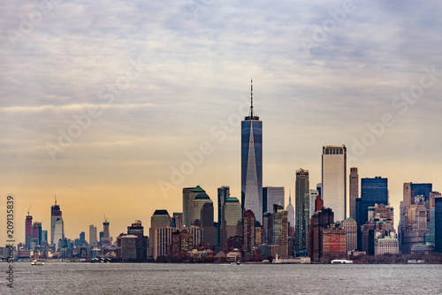 Plakat Skyline z Nowego Jorku od promu do wyspy staten