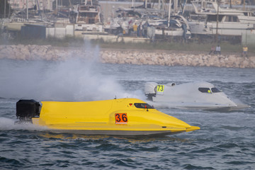 fast powerboat racing