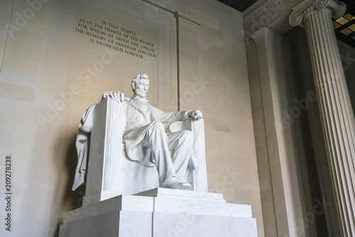 Fotografia Lincoln Memorial in the National Mall, Washington DC.