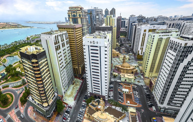 Wall Mural - View of Abu Dhabi in the United Arab Emirates