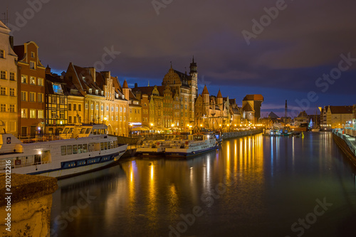Zdjęcie XXL Gdańsk, widok portu w niebieskiej godziny