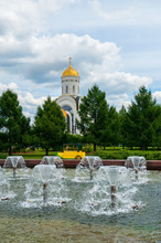 Temple Of The Great Martyr George On Poklonnaya Hill In Moscow On A Summer Day.