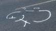 © Mattoff - Umrisse eines Fahrrades / Verkehrsunfall