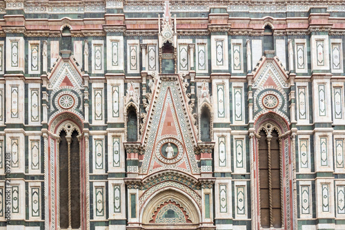 Fotografie, Obraz A close-up of the gothic marble facade of the Florence Duomo Cathedral in Italy
