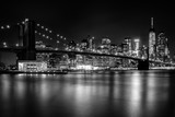 Fototapeta Nowy Jork - Brooklyn Bridge night lights