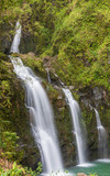 Fototapeta Łazienka - Scenic Tropical Maui Waterfall