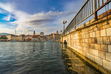 Poster - Ciovski bridge and old town in Trogir in afternoon light 