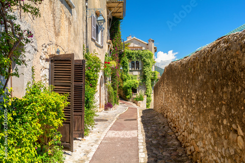 Cuadros en Lienzo Beautiful architecture in Saint Paul de Vence in Provence, south France