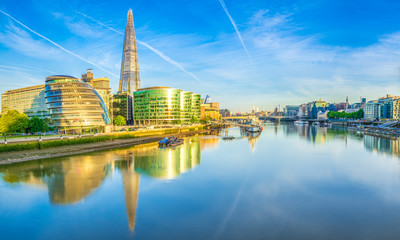 Poster - Morning skyline panorama of London 