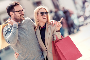 Canvas Print - Couple in shopping