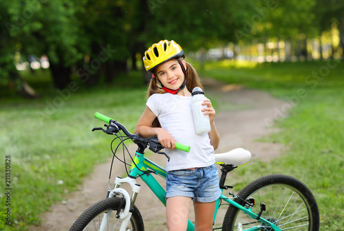bike helmet for teenage girl