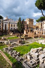 Largo Di Torre Argentina Square With Roman Republican Temples And Remains Of Pompeys Theatre, In The Ancient Campus Martius, Rome, Lazio