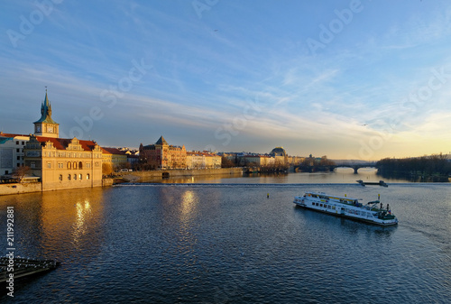 Plakat Rzeka Valtava