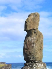 Wall Mural - Isla de Pascua. Moais de Rapa Nui ( Chile)