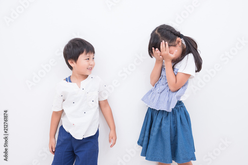 姉弟喧嘩 Stock Photo Adobe Stock 姉弟喧嘩 Stock Photo Adobe Stock