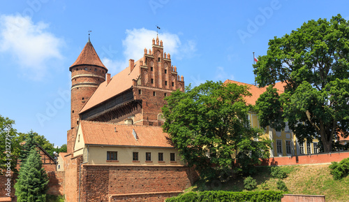 Plakat Olsztyn  zamek-biskupow-warminskich-w-olsztynie-w-polnocnej-polsce-zbudowany-w-xiv-wieku-w-stylu-gotyckim