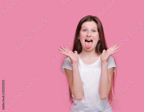 Cuadros en Lienzo Funny girl foosl around