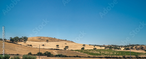 Fotografía Panoramic inland hillside landscape of Sardinia, Italy
