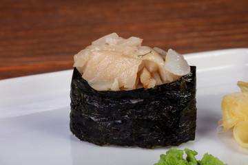 Japanese sushi gunkan dorado