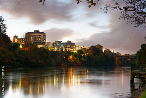 Fotografía Central Hamilton viewed from the Waikato River