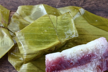 Canvas Print - Thai dessert made from banana and sticky rice