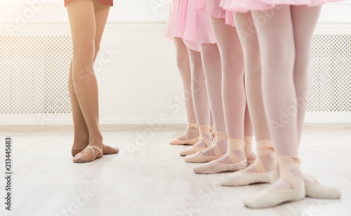 Ballet background, young ballerinas training Fototapete