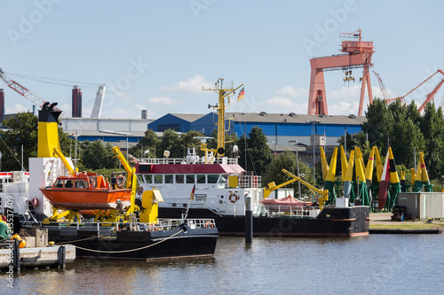 Fotomural ships in the emden city harbor in lower saxony germany