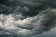 canvas print picture - Dunkle Wolken am Himmel