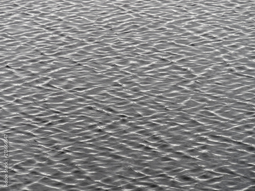 Fotografia, Obraz Ornamentale Wellen auf einem finnischen See