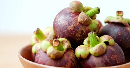 Canvas Print - Purple mangosteen on wooden table