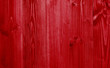 Rote Holztextur mit Maserung als Hintergrund