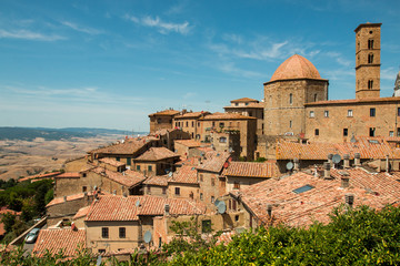 panorama de Volterra en toscane italie