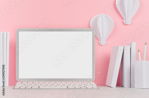 Modern Style Workplace White Stationery Blank Notebook Computer