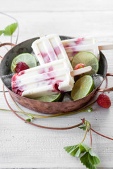 Sticker - Strawberry-lime popsicles