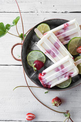 Sticker - Strawberry-lime popsicles