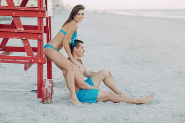 Canvas Print - beautiful couple on the beach