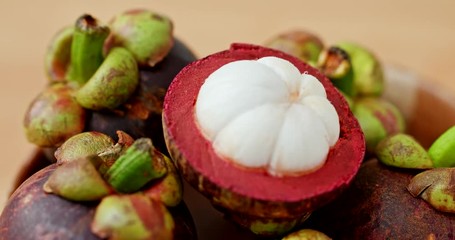 Canvas Print - Pile of Purple mangosteen