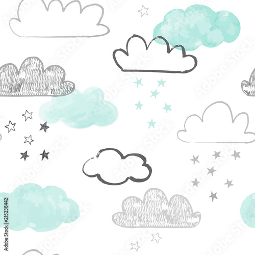 Dekoracja na wymiar  doodle-wzor-chmury-recznie-rysowane-wektor-bezszwowe-tlo-z-chmurami-i-gwiazdami-w-kolorze-szarym