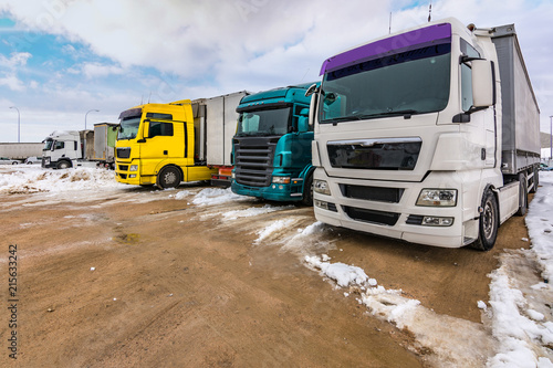 Fotografía Rest area for heavy trucks, at the end of a working day