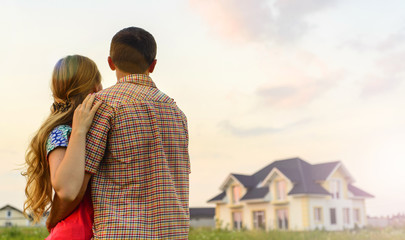 Wall Mural - couple looking on house