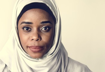 Poster - Islamic woman portrait looking at camera